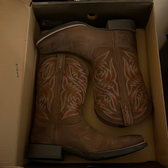 Ariat Shoes Mens Boot Worn Only To Try And Break In Not Worn As